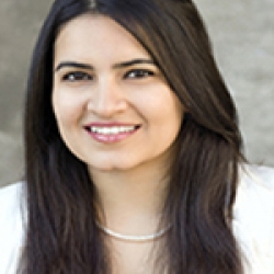 Headshot of Venoo Kakar